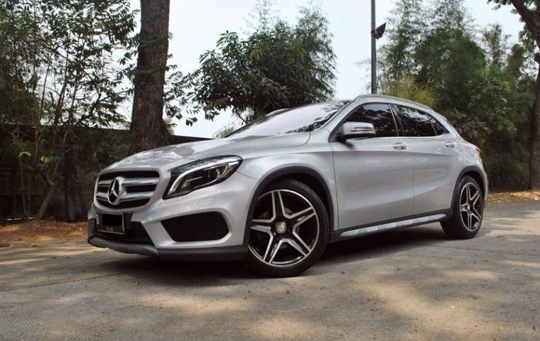 Dijual mobil bekas Mercedes-Benz GLA 200 Sport AMG 2015, Banten