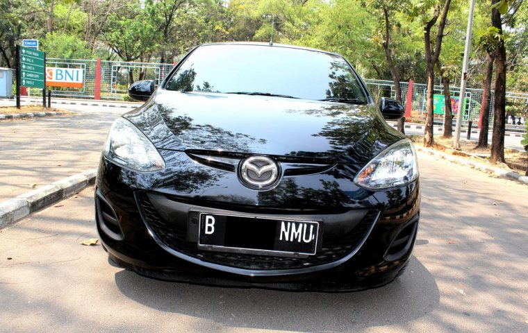 Jual mobil Mazda 2 V 2012 bekas di DKI Jakarta