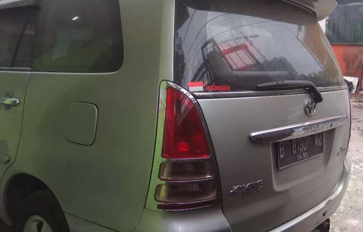 Jual cepat Toyota Kijang Innova G 2005 di Banten