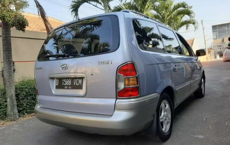 Hyundai Trajet 2002 Jawa Barat dijual dengan harga termurah