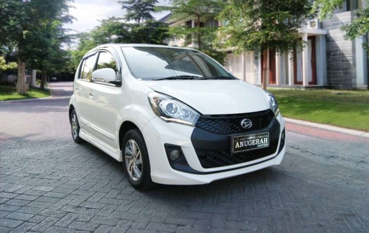 Jual mobil bekas murah Daihatsu Sirion D 2015 di Jawa Timur