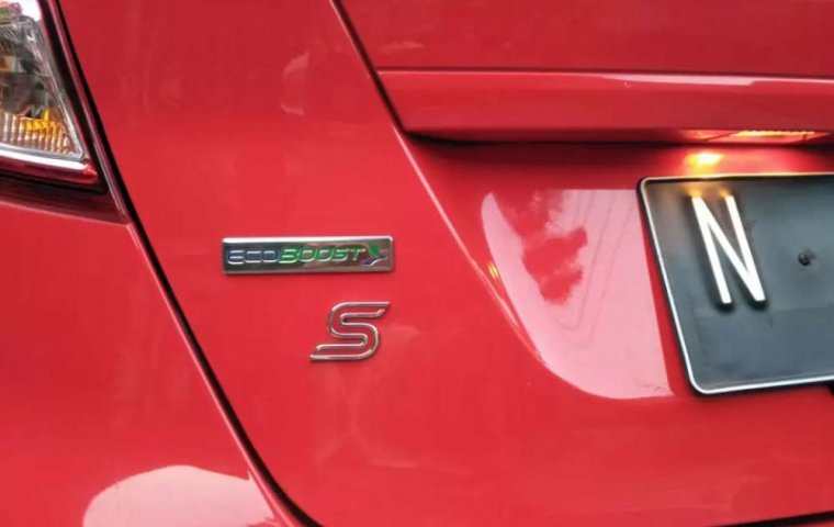 Mobil Ford Fiesta 2014 dijual, Jawa Timur