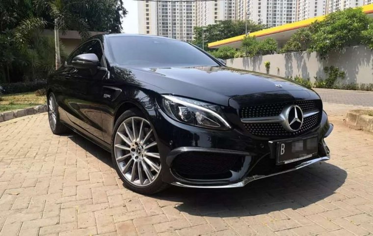 Mobil Mercedes-Benz C-Class 2018 C 300 dijual, DKI Jakarta