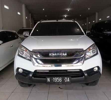 Jual mobil bekas murah Isuzu MU-X 2.5 2015 di Jawa Timur