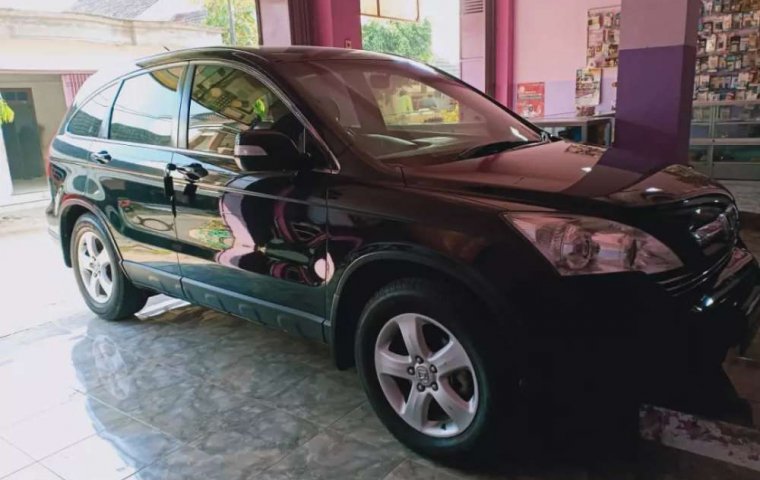 Mobil Honda CR-V 2008 2.0 i-VTEC terbaik di Jawa Timur