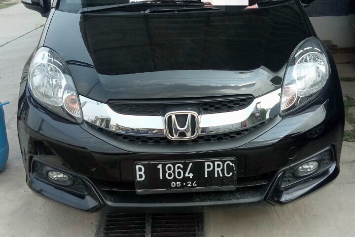 Mobil Honda Mobilio E 2014 terawat di Jawa Barat 