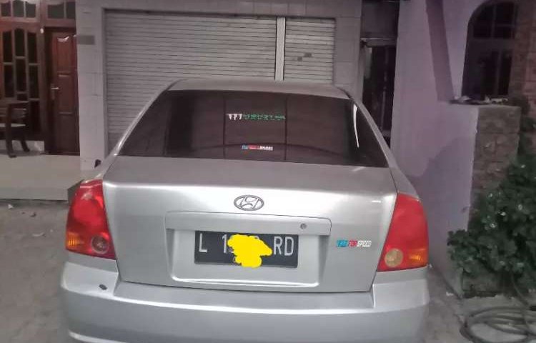 Dijual mobil bekas Hyundai Accent , Jawa Timur 