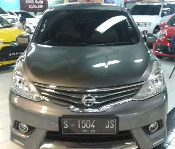 Mobil Nissan Grand Livina 2018 SV dijual, Jawa Timur
