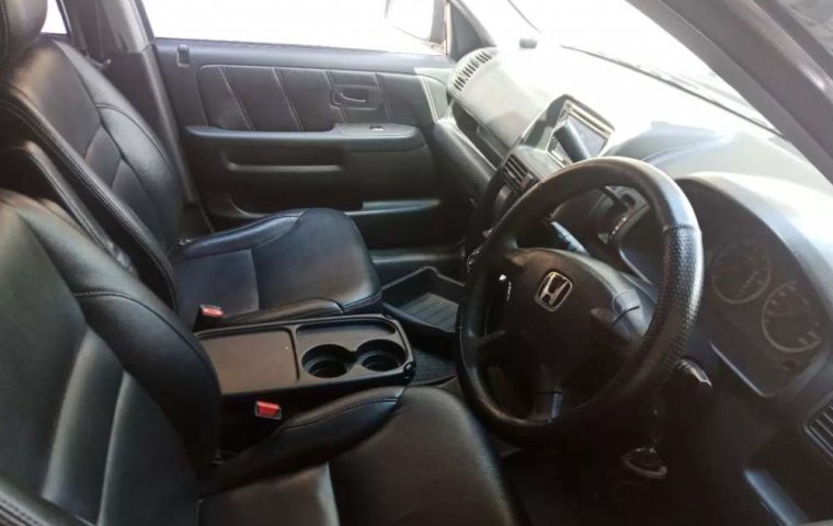 Honda CR-V 2006 Bali dijual dengan harga termurah