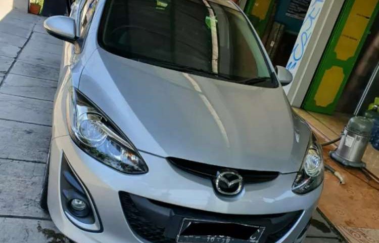 Jual cepat Mazda 2 2014 di Jawa Tengah