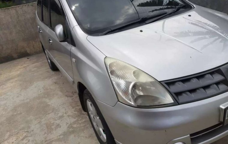 Jual cepat Nissan Grand Livina XV 2009 di Jawa Barat