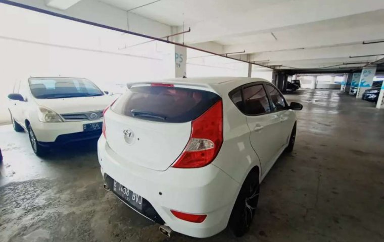 Jual Hyundai Grand Avega 2011 harga murah di DKI Jakarta