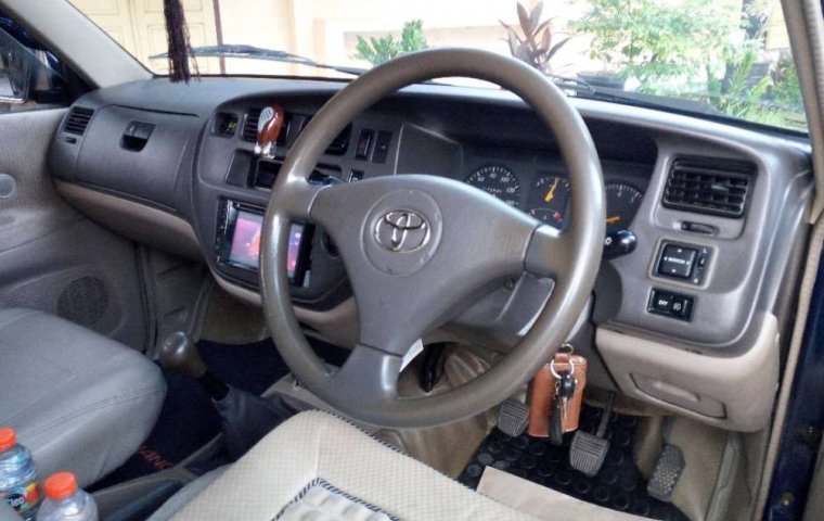 Mobil Toyota Kijang 2004 LGX dijual, Jawa Timur