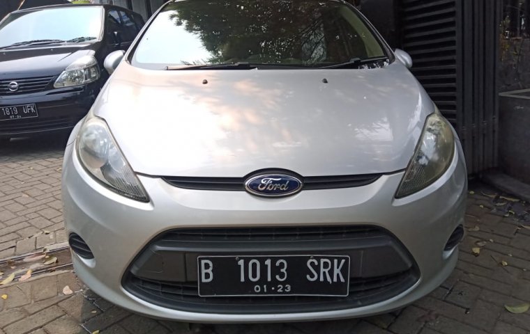 Dijual mobil bekas Ford Fiesta Trend AT 2012, DKI Jakarta