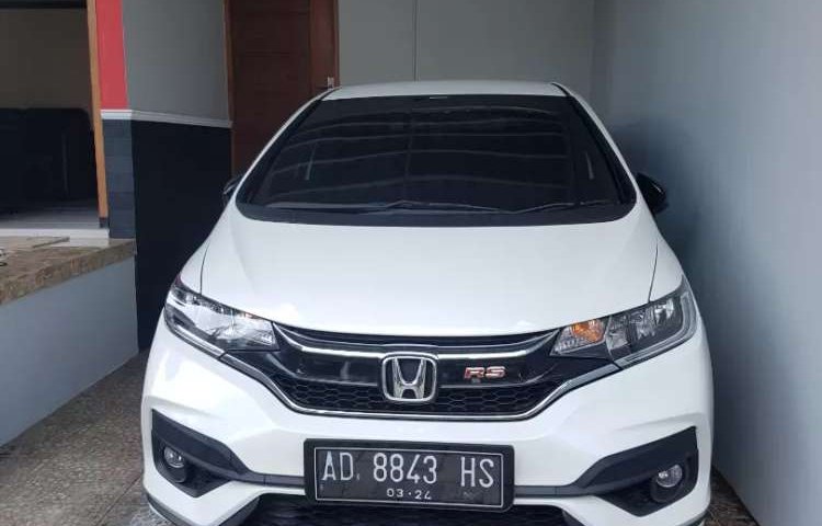 Jual mobil bekas murah Honda Jazz RS 2019 di Jawa Tengah