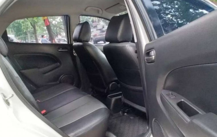 Mazda 2 2010 Jawa Barat dijual dengan harga termurah