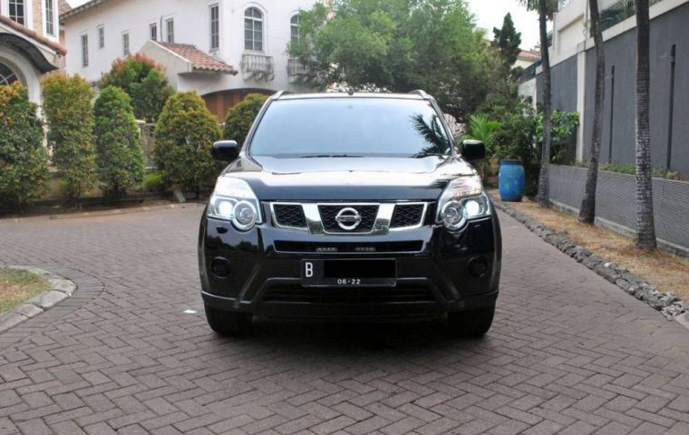 Mobil Nissan X-Trail 2012 2.0 terbaik di Banten