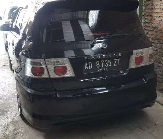 Jual mobil bekas murah Kia Carens 2004 di Jawa Tengah