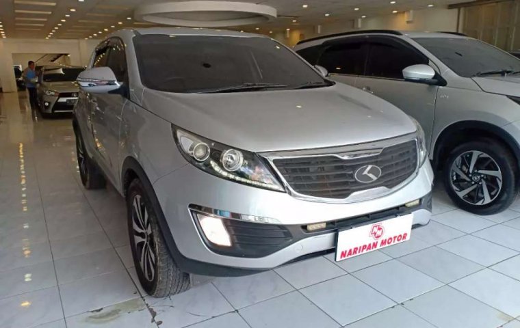 Mobil Kia Sportage 2012 terbaik di Jawa Barat