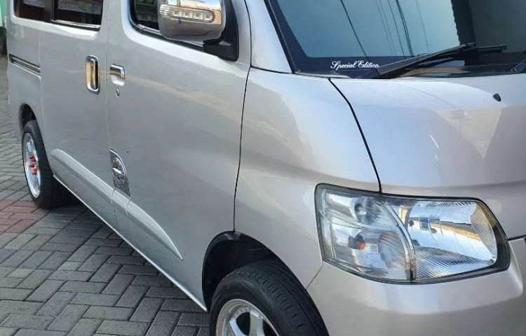 Mobil Daihatsu Gran Max 2016 D dijual, Jawa Timur