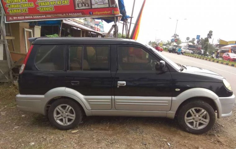 Sumatra Barat, Mitsubishi Kuda Grandia 2005 kondisi terawat