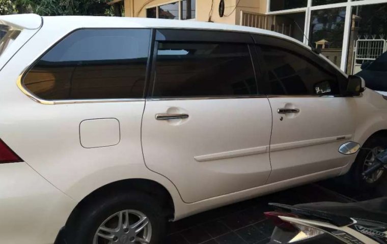 Daihatsu Xenia 2014 DKI Jakarta dijual dengan harga termurah