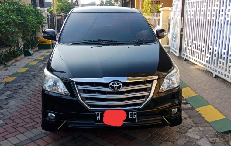 Dijual mobil bekas Toyota Kijang Innova 2.0 G Luxury 2014, Jawa Timur