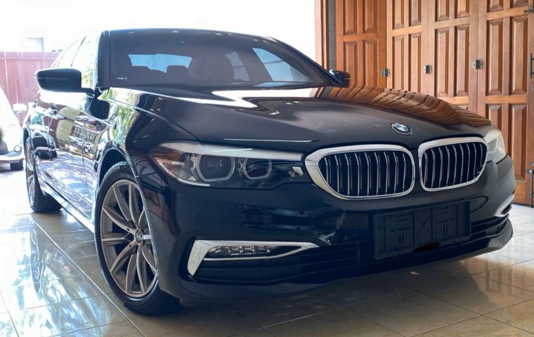 2018 BMW 520i G30 Luxury Line
