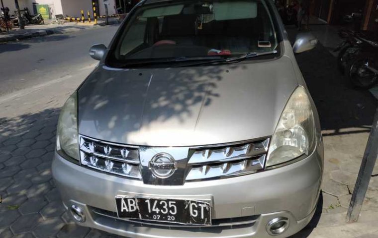 Mobil Nissan Livina XR 2010 dijual, DIY Yogyakarta