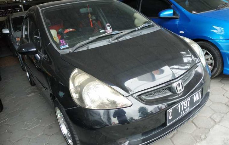 Jual mobil bekas Honda Jazz i-DSI 2004 dengan harga murah di DIY Yogyakarta