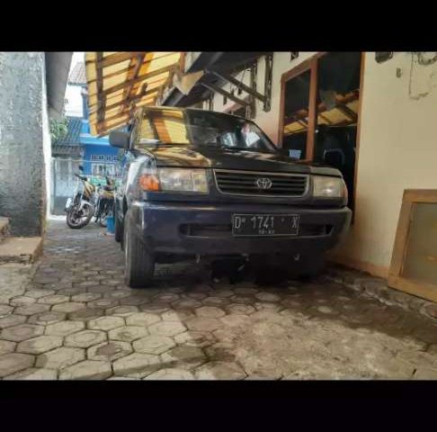 Jual Toyota Kijang LGX 1999 harga murah di Jawa Barat