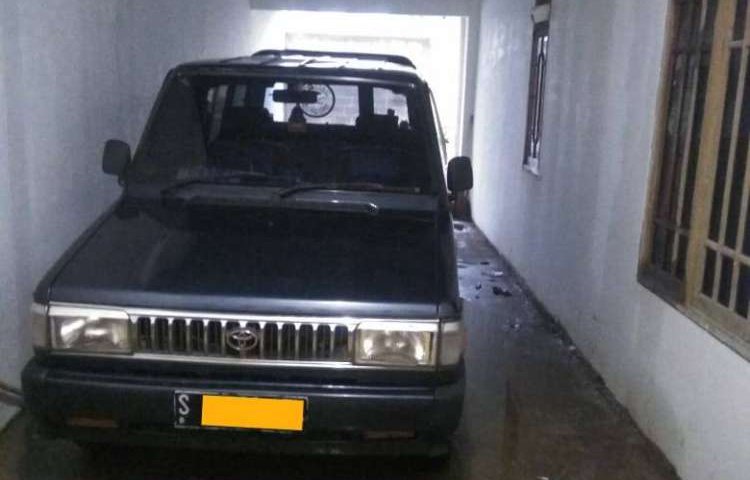 Jual mobil bekas murah Toyota Kijang 1994 di Jawa Timur