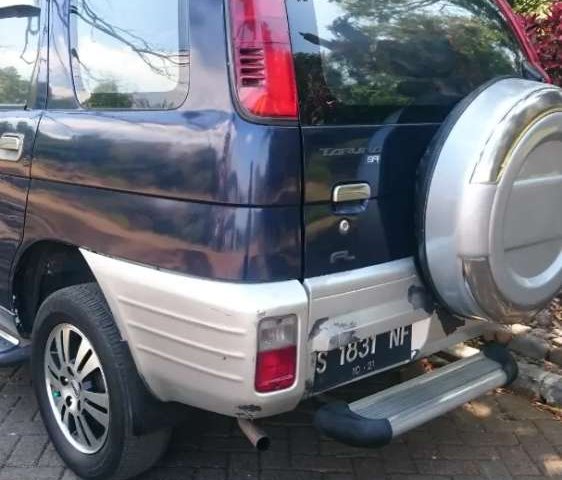 Mobil Daihatsu Taruna 2003 FL dijual, Jawa Timur