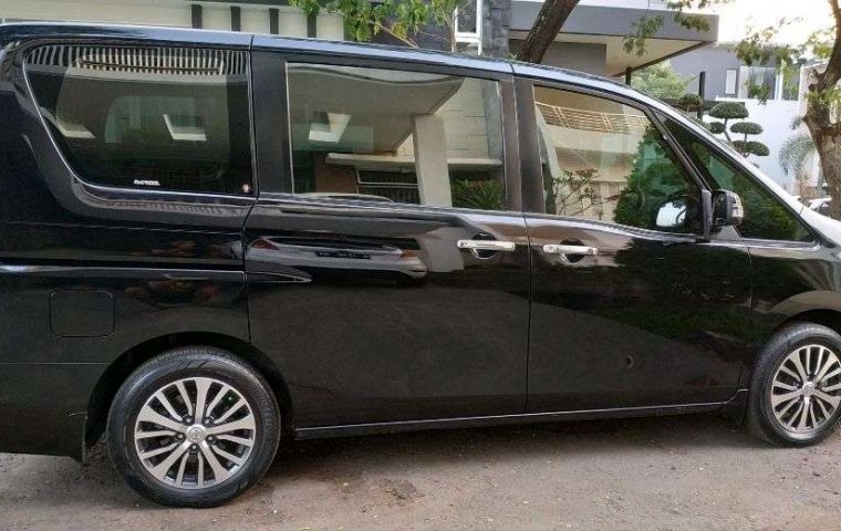 Mobil Nissan Serena 2015 X dijual, Jawa Barat