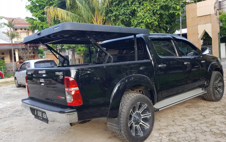 Jual mobil Toyota Hilux D Cab 2014 murah di DKI Jakarta