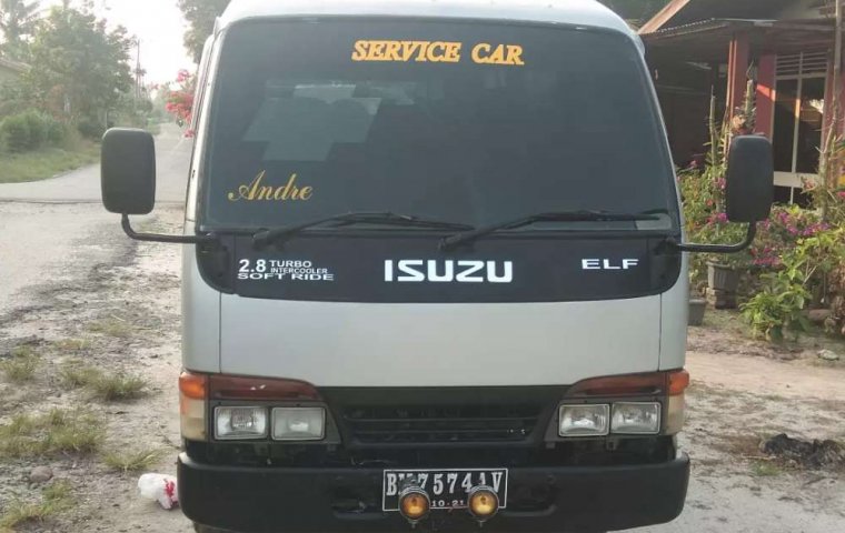 Dijual mobil bekas Isuzu Elf 2.8 Minibus Diesel, Sumatra Utara 