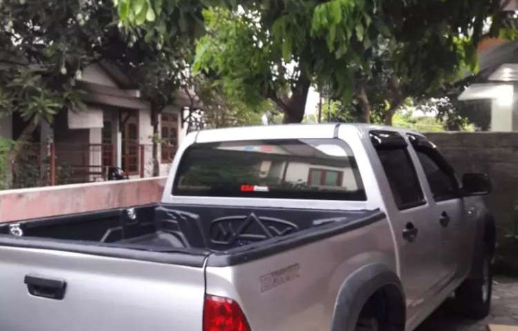 DIY Yogyakarta, jual mobil Isuzu D-Max 2010 dengan harga terjangkau