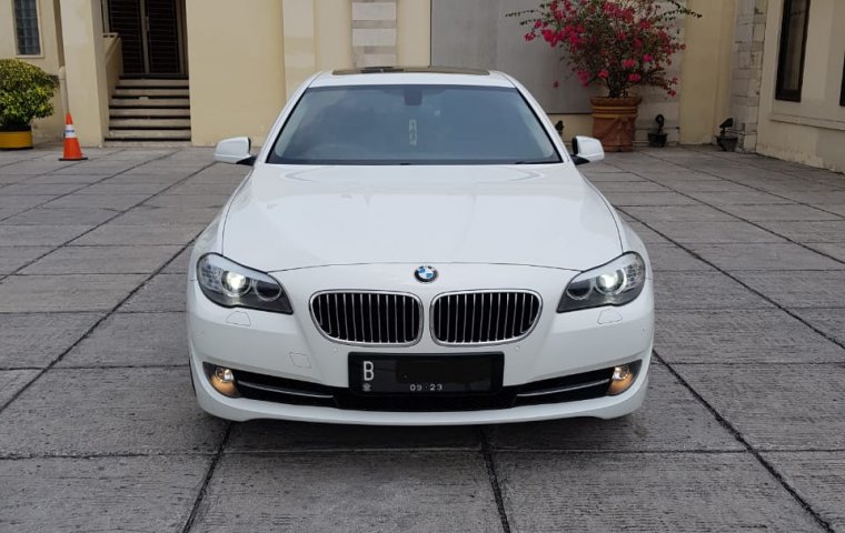 Jual mobil BMW 5 Series 520i F10 2013 terawat di DKI Jakarta