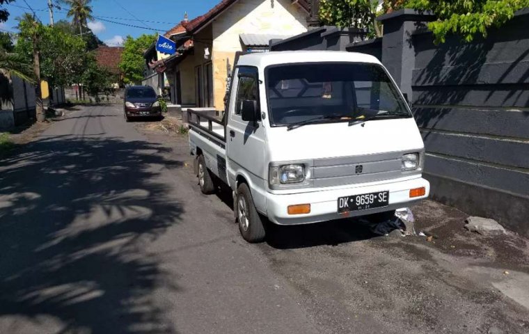 Jual mobil bekas murah Suzuki Carry Pick Up 2002 di Bali
