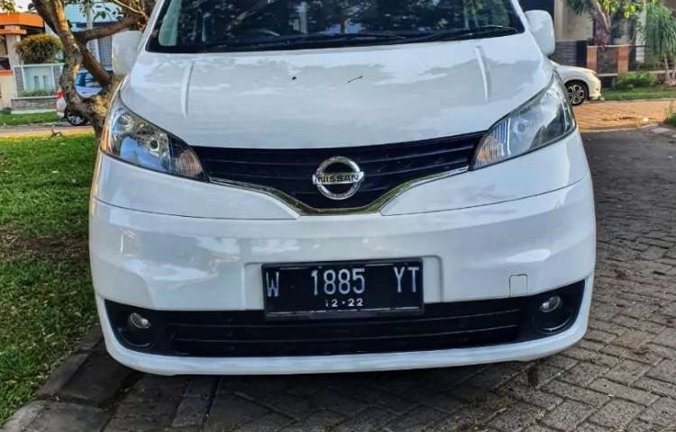 Mobil Nissan Evalia 2012 XV dijual, Jawa Timur