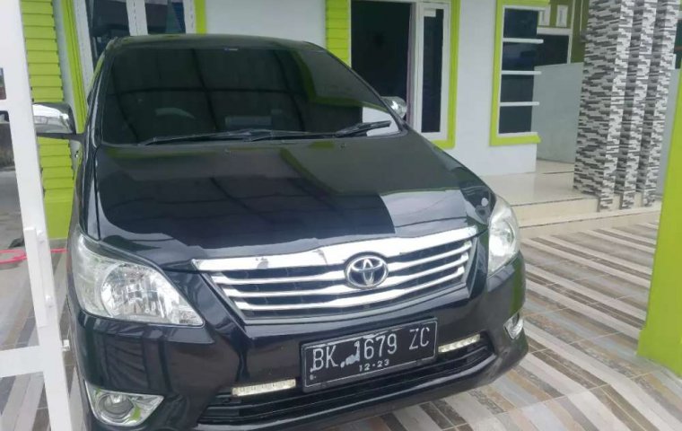 Mobil Toyota Kijang Innova 2012 J terbaik di Aceh