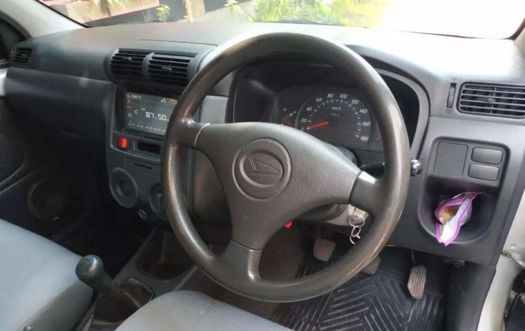 Daihatsu Xenia 2008 Jawa Timur dijual dengan harga termurah