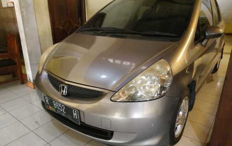 Jual mobil bekas Honda Jazz i-DSI 2006 dengan harga murah di DIY Yogyakarta