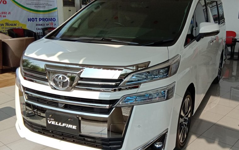 Jawa Timur, dijual mobil Toyota Vellfire G 2019 Bunga 0%