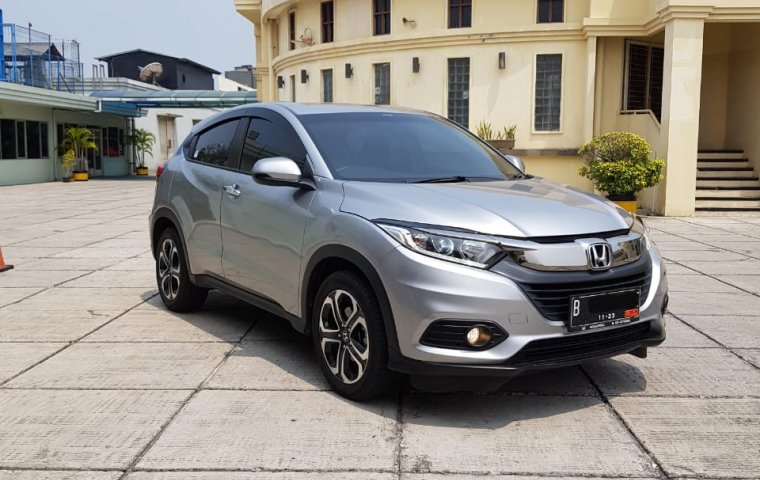 Dijual mobil Honda HR-V E CVT AT 2018 bekas terbaik, DKI Jakarta