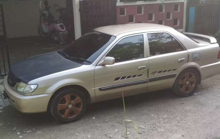 Toyota Soluna 2003 Jawa Barat dijual dengan harga termurah