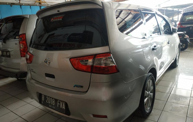 Jual mobil Nissan Grand Livina SV 2014 bekas, Jawa Barat