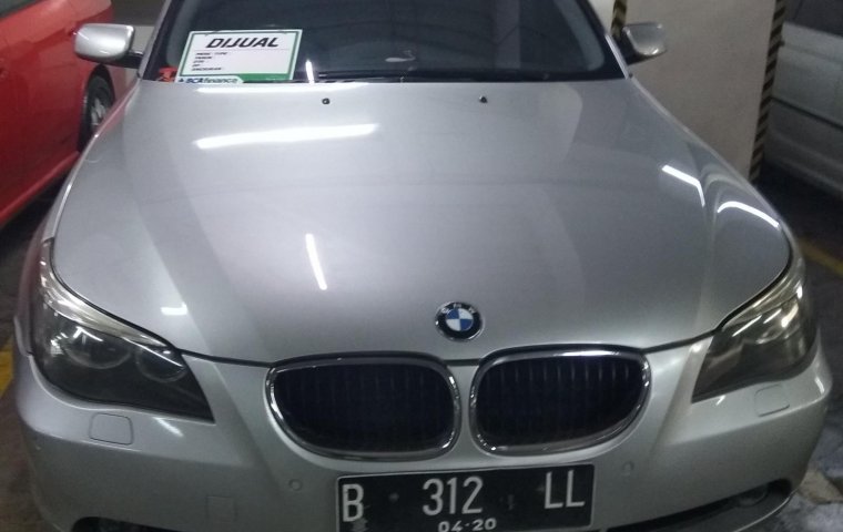 Jual mobil bekas murah BMW 5 Series 520i 2004 di DKI Jakarta