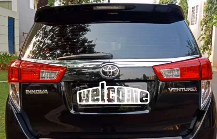 Jawa Barat, Toyota Kijang Innova 2017 kondisi terawat