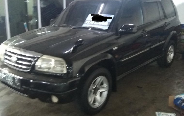 Jual mobil Suzuki Escudo 2004 harga murah di DKI Jakarta